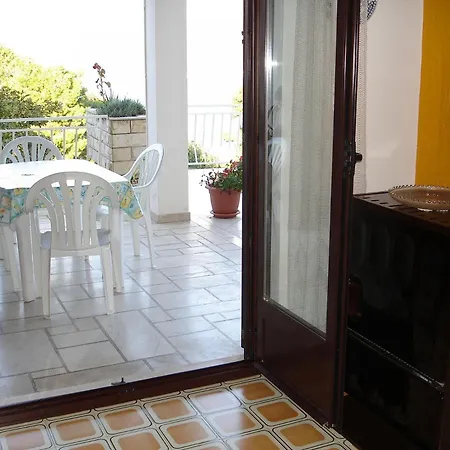 Apartment Lucija *